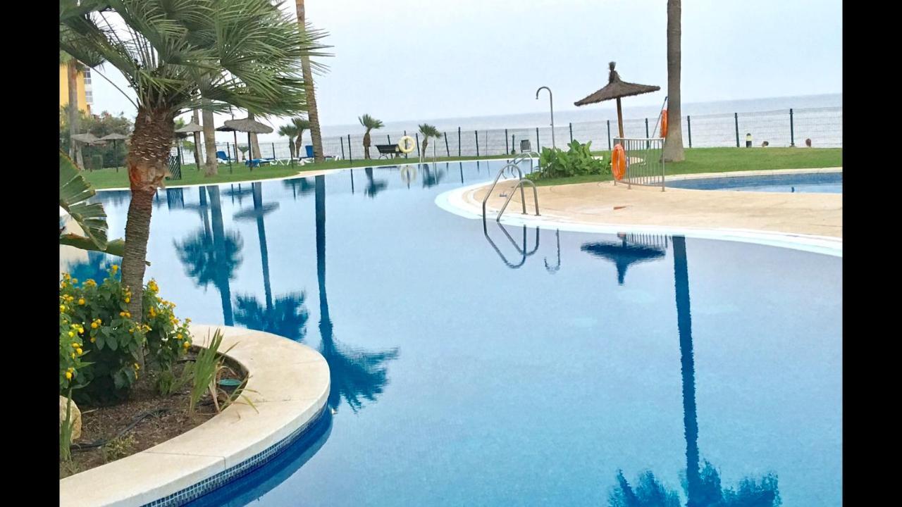Mi Capricho A17 Beachfront Apartment 라칼라데미야스 외부 사진