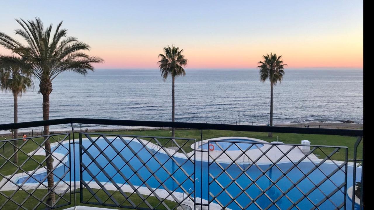 Mi Capricho A17 Beachfront Apartment 라칼라데미야스 외부 사진