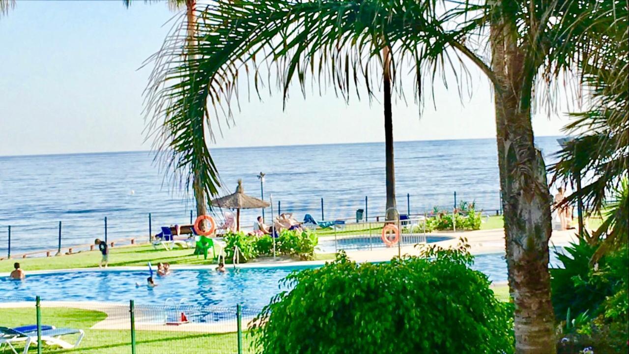 Mi Capricho A17 Beachfront Apartment 라칼라데미야스 외부 사진